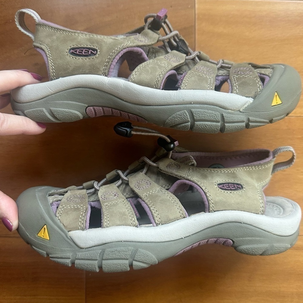 Keen Newport H2 Sling Back Waterproof Walking Shoes
